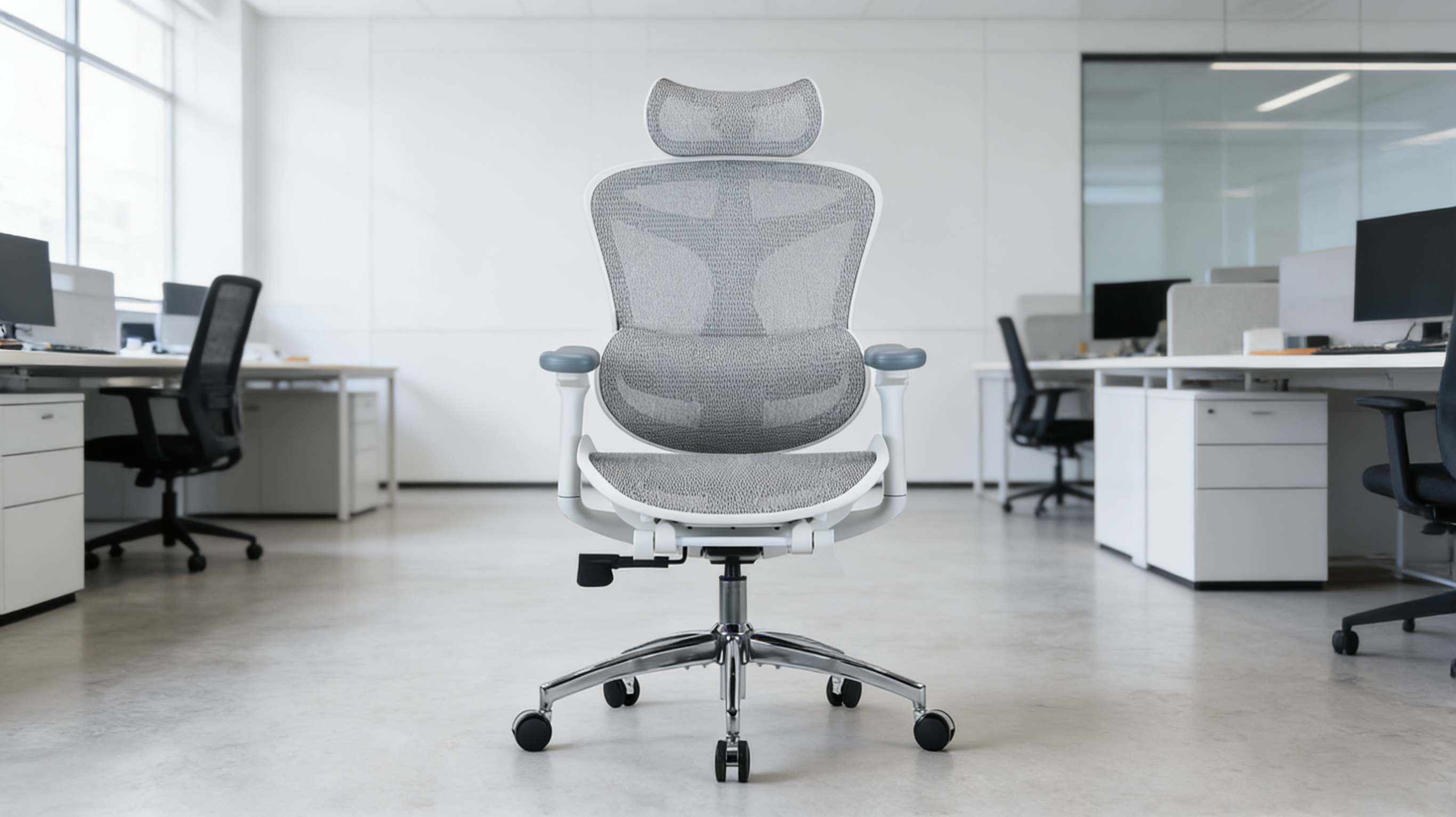 Breathable high-tenacity mesh on a professional chair office ergonomic
