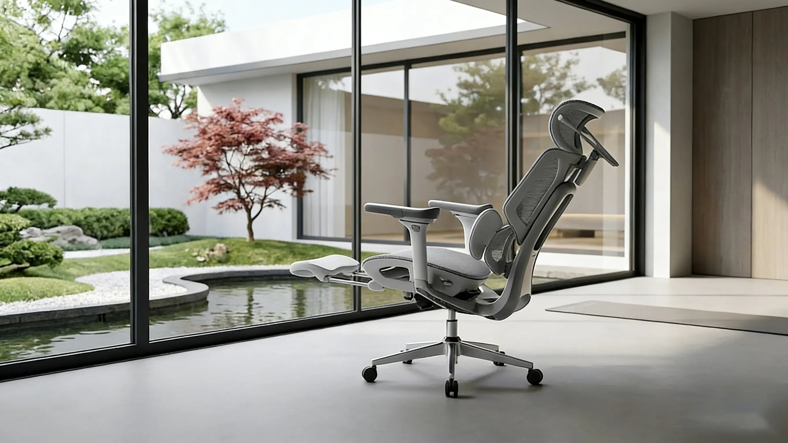 Fully adjustable ergonomics chair featuring a dynamic lumbar support system for personalized comfort.