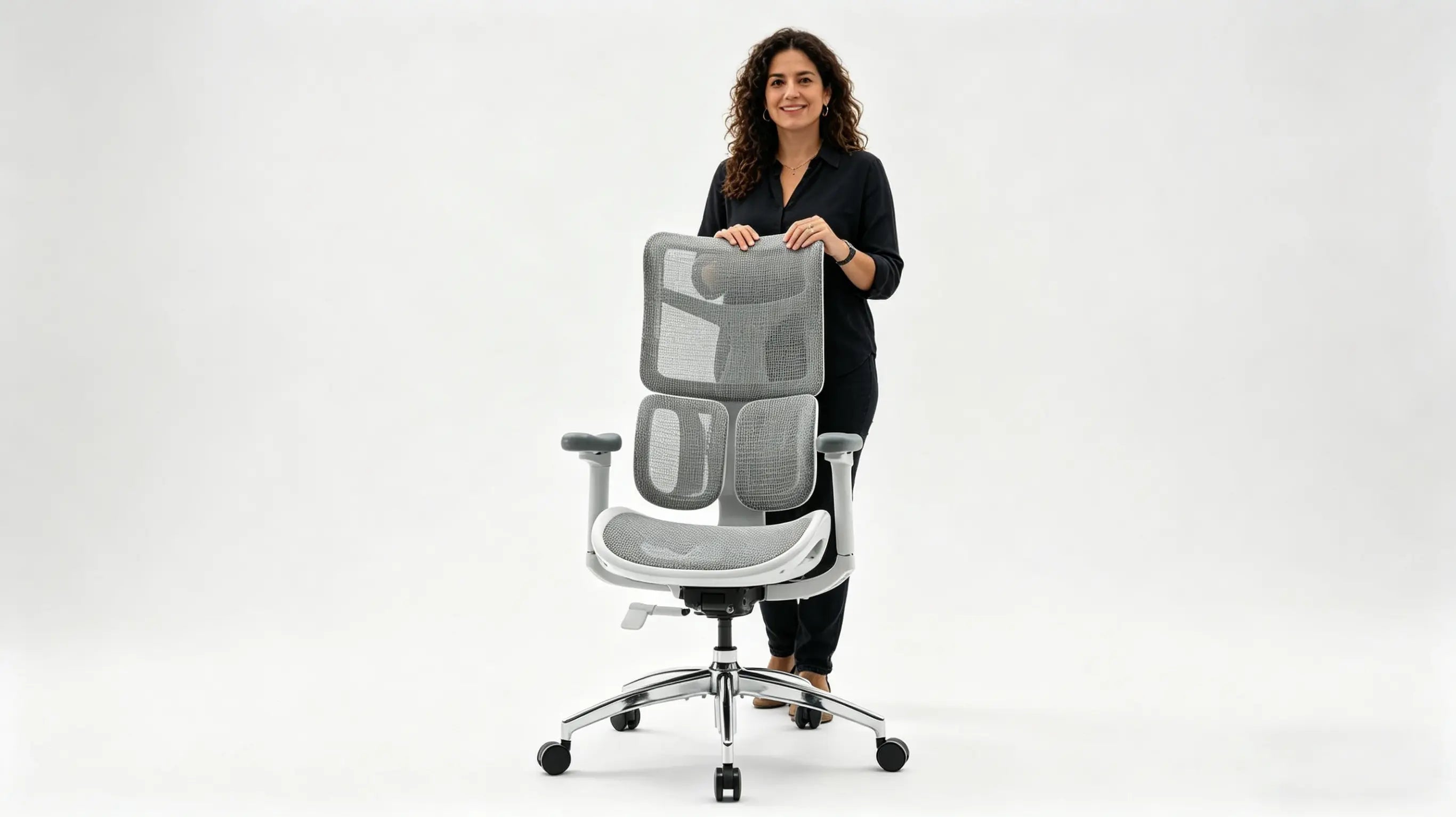 El setup de grabación de Elena en Sevilla con su nueva silla de escritorio blanca de Ergo Selec