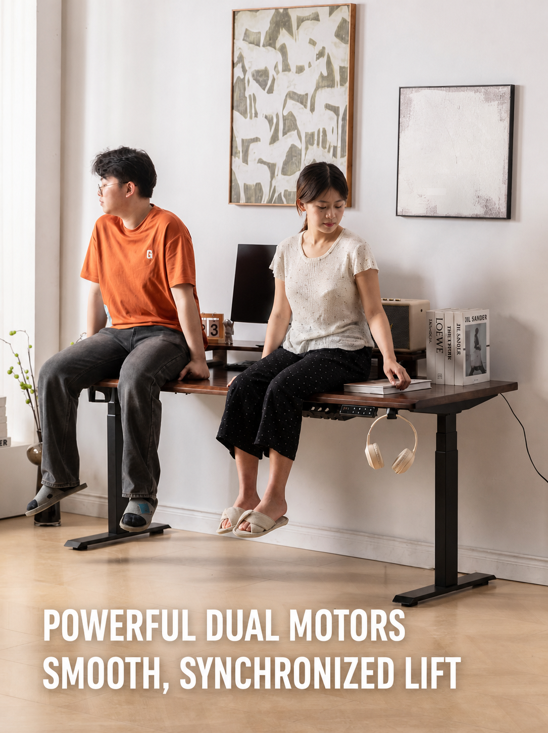Powerful dual motors with synchronized lift